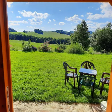 Novohradske Hory - Pronajem Na Samote U Lesa Apartment Benesov nad Cernou Exterior photo